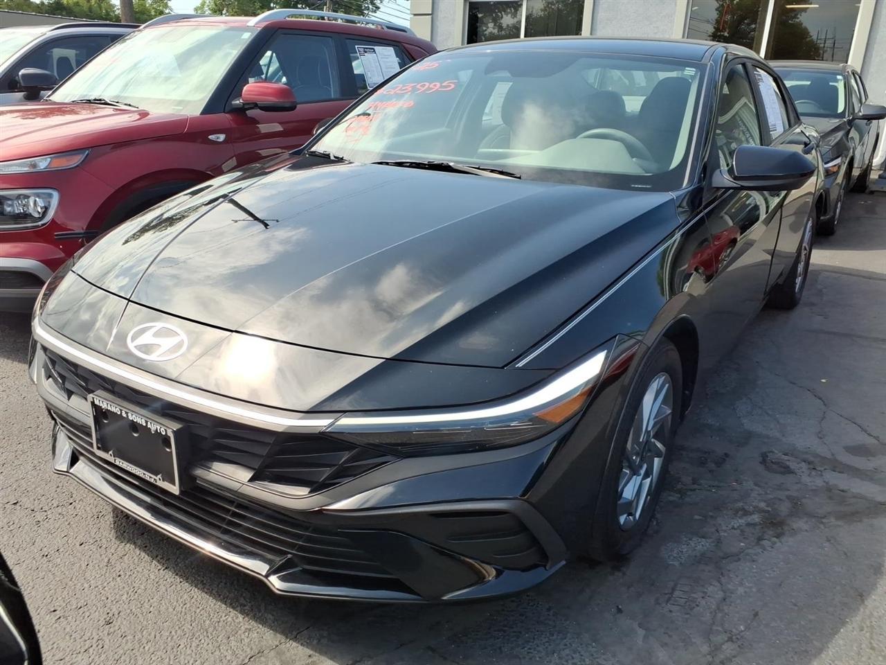 2025 Hyundai Elantra Hybrid Blue DCT