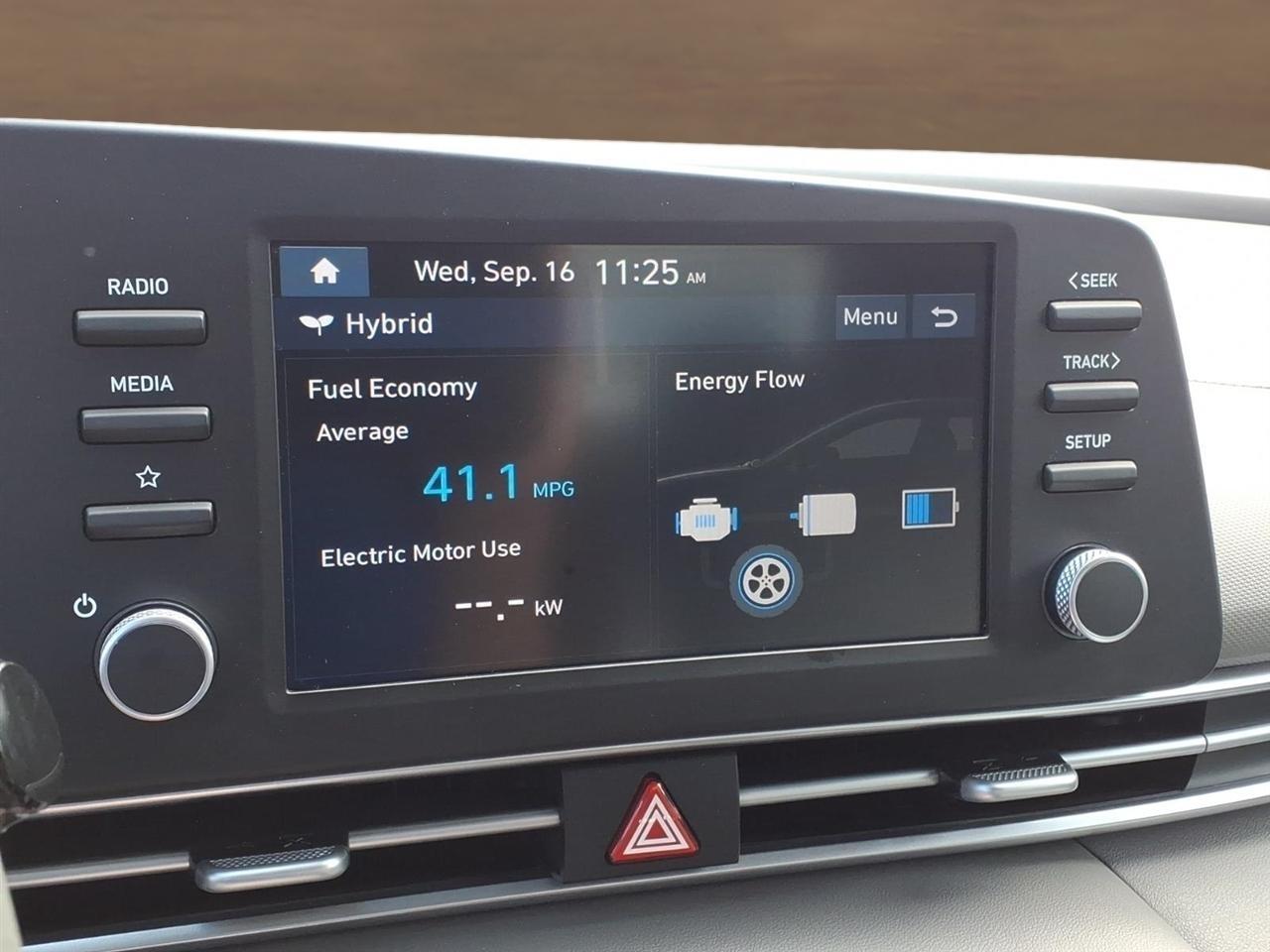 Hyundai Elantra Hybrid Blue DCT 2025