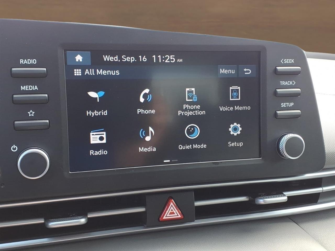 Hyundai Elantra Hybrid Blue DCT 2025