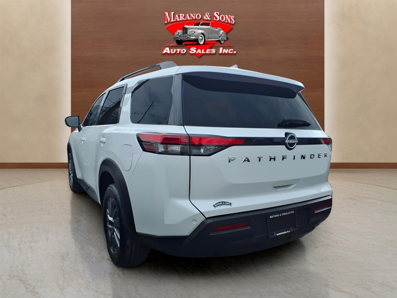 Nissan Pathfinder SV 2WD 2025