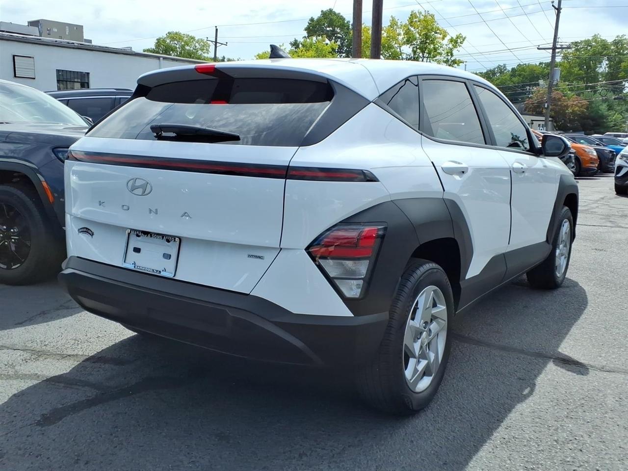 Hyundai Kona SE AWD 2024