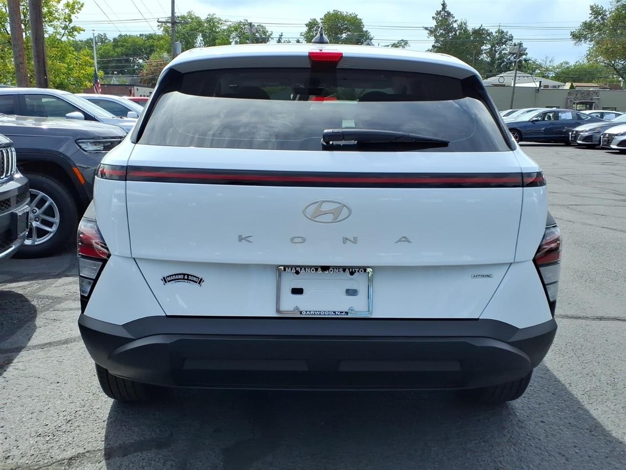 Hyundai Kona SE AWD 2024