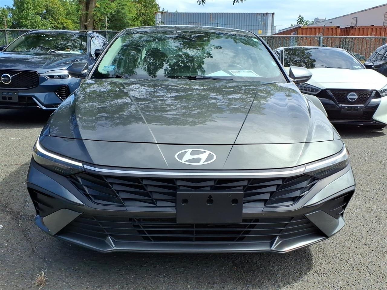 Hyundai Elantra Hybrid Blue DCT 2025