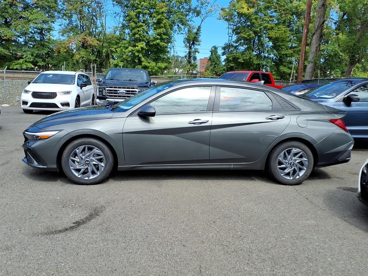 Hyundai Elantra Hybrid Blue DCT 2025