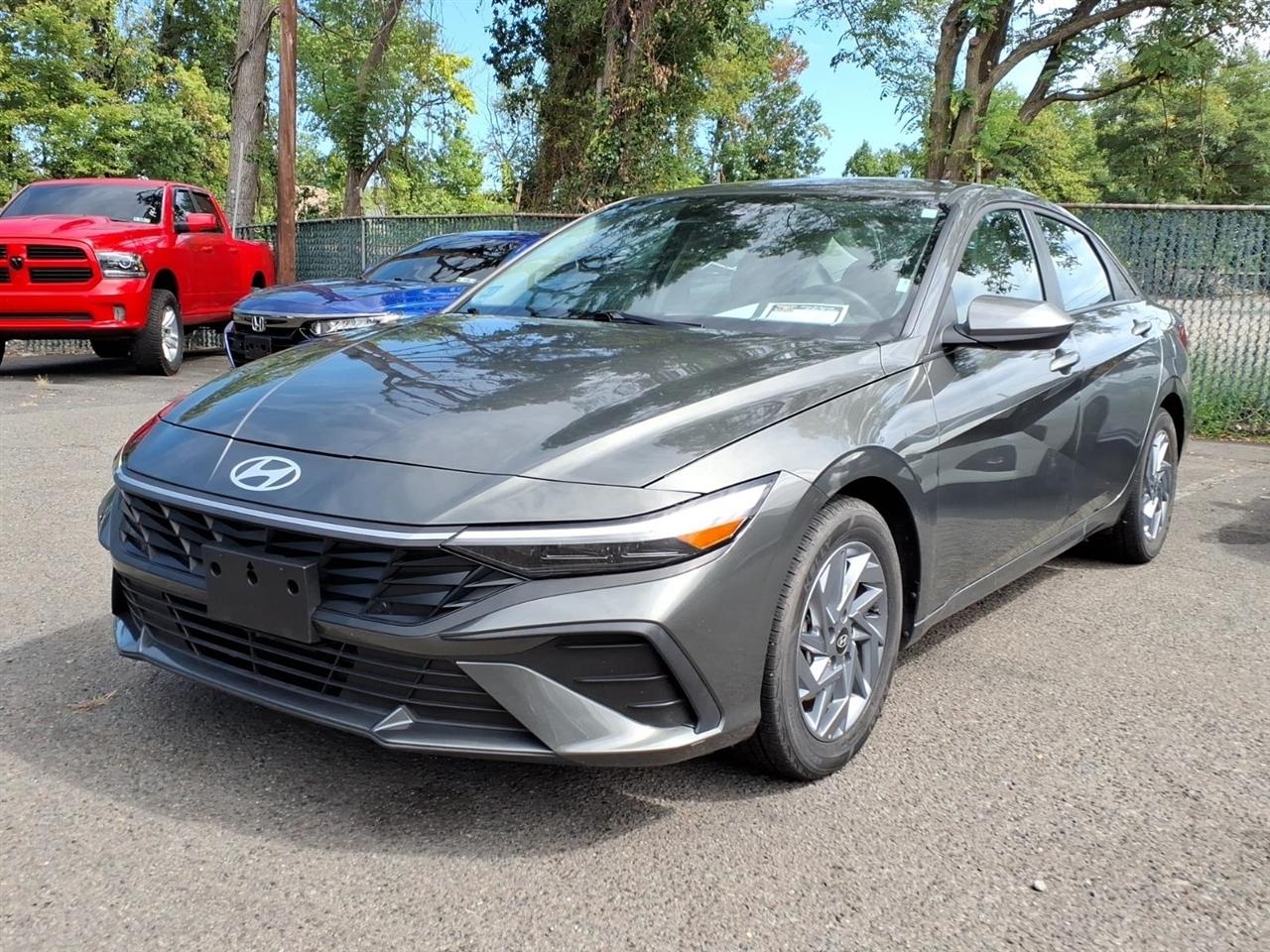 2025 Hyundai Elantra Hybrid Blue DCT