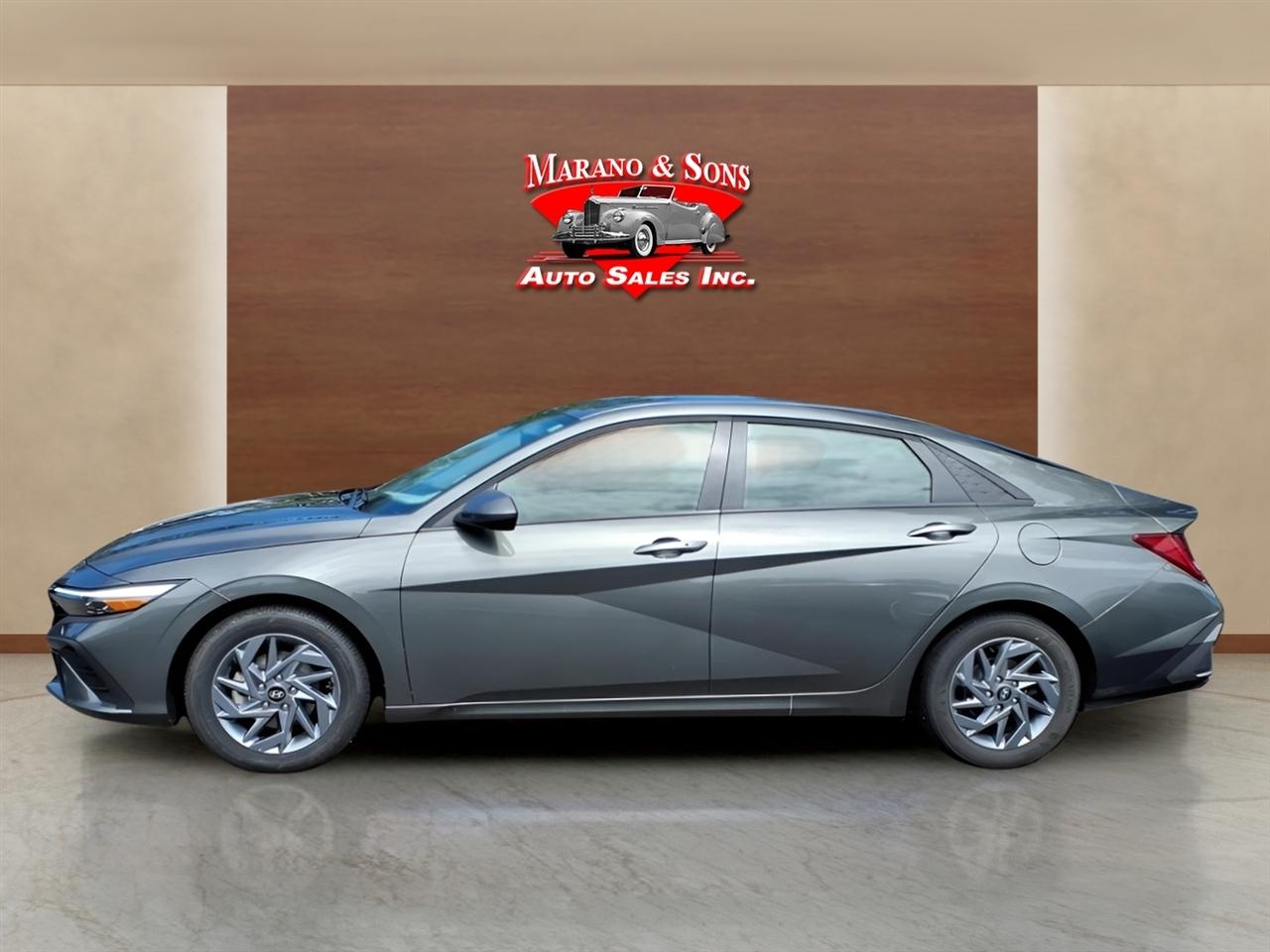Hyundai Elantra Hybrid Blue DCT 2025