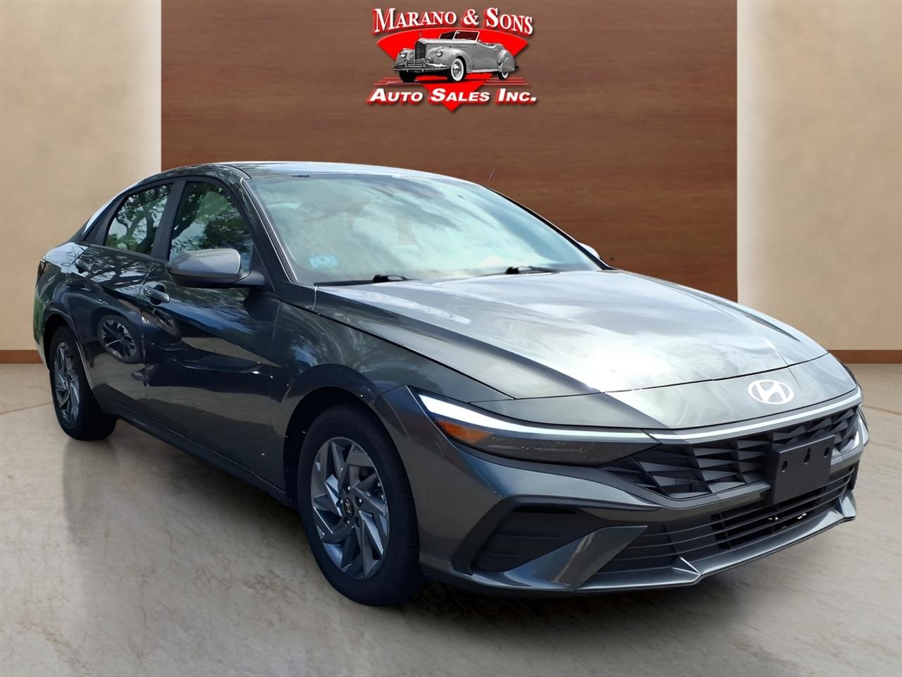 Hyundai Elantra Hybrid Blue DCT 2025
