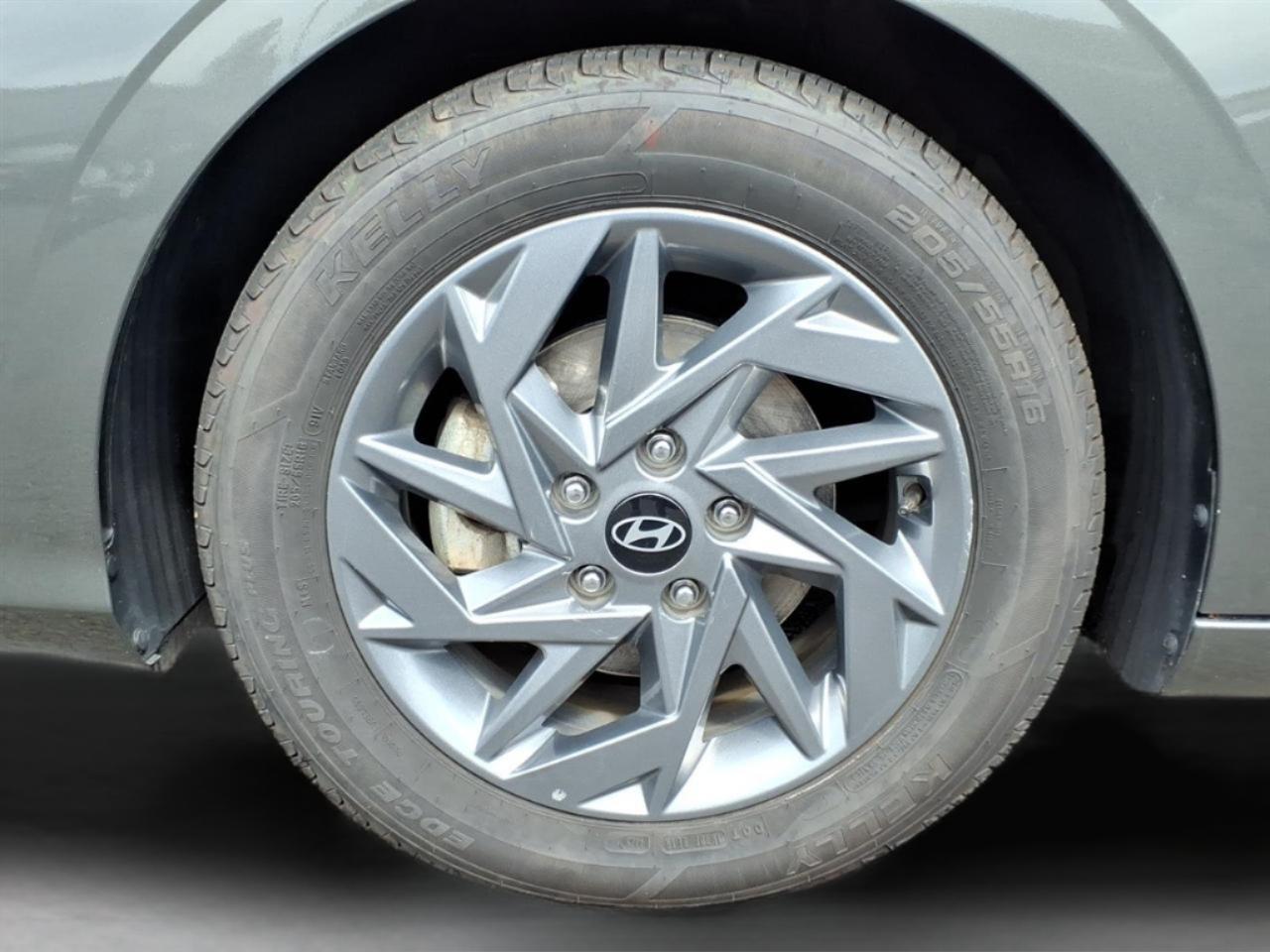 Hyundai Elantra Hybrid Blue DCT 2025