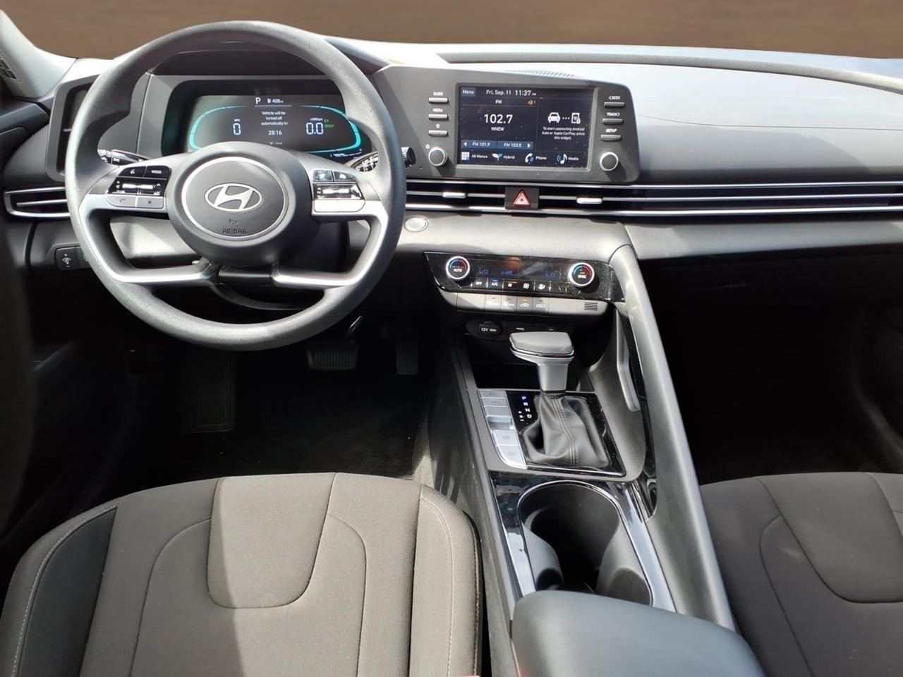 Hyundai Elantra Hybrid Blue DCT 2025