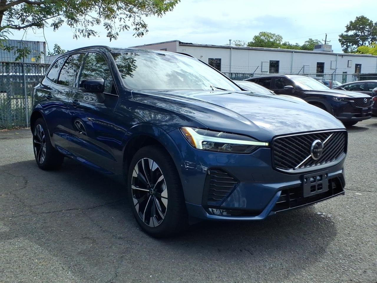 Volvo XC60 B5 AWD Plus 2026