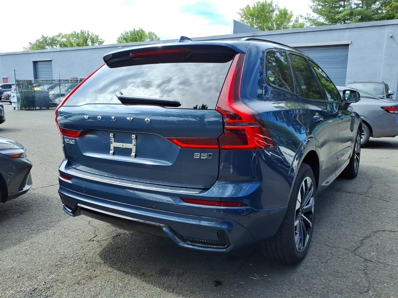 Volvo XC60 B5 AWD Plus 2026