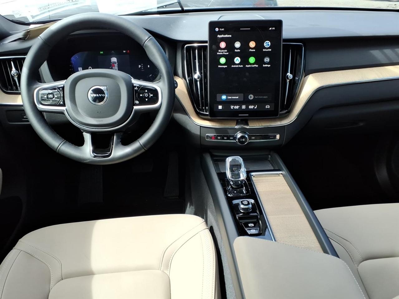 Volvo XC60 B5 AWD Plus 2026