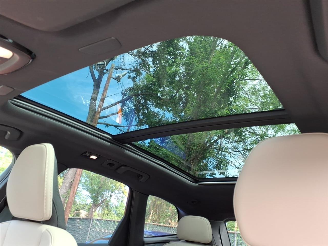 Volvo XC60 B5 AWD Plus 2026