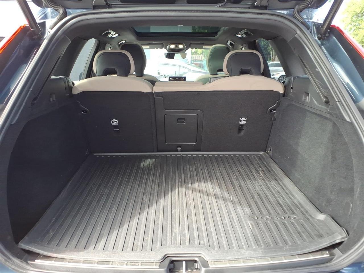 Volvo XC60 B5 AWD Plus 2026