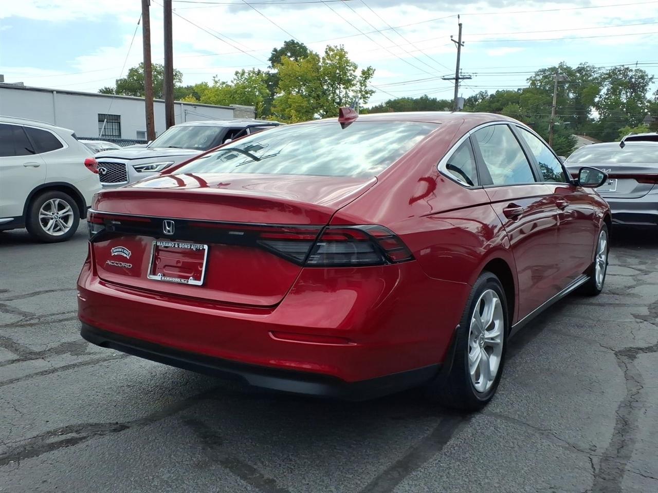 Honda Accord Sedan LX CVT 2024
