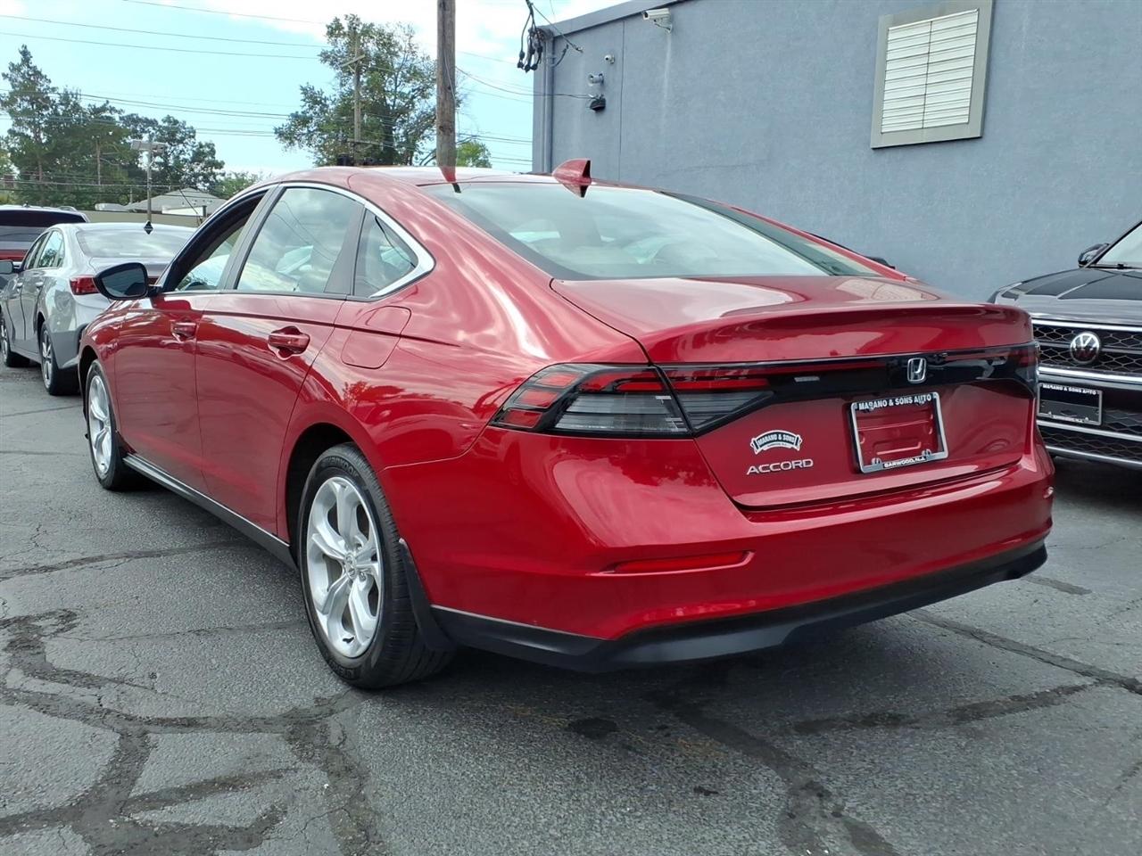 Honda Accord Sedan LX CVT 2024