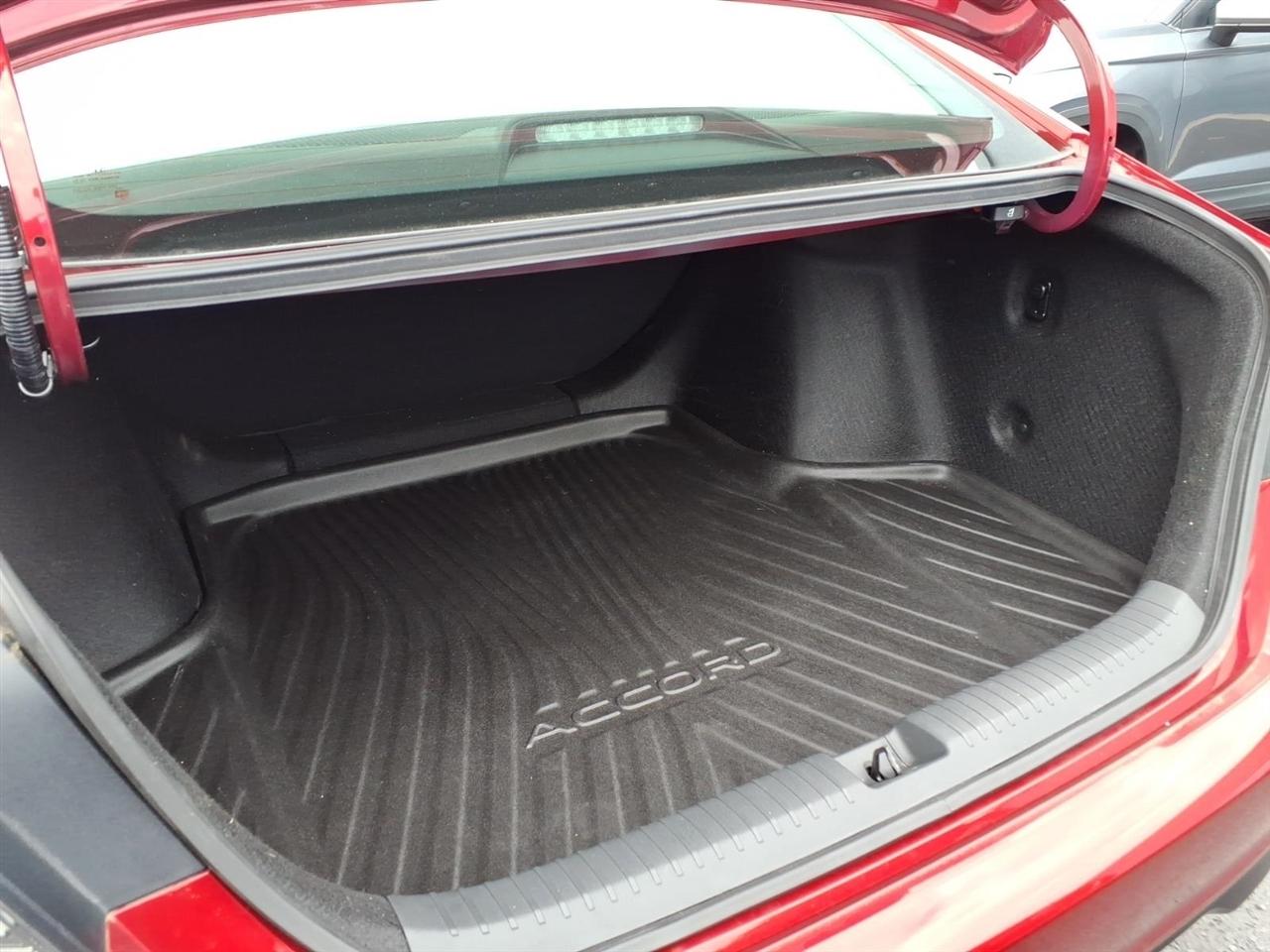 Honda Accord Sedan LX CVT 2024