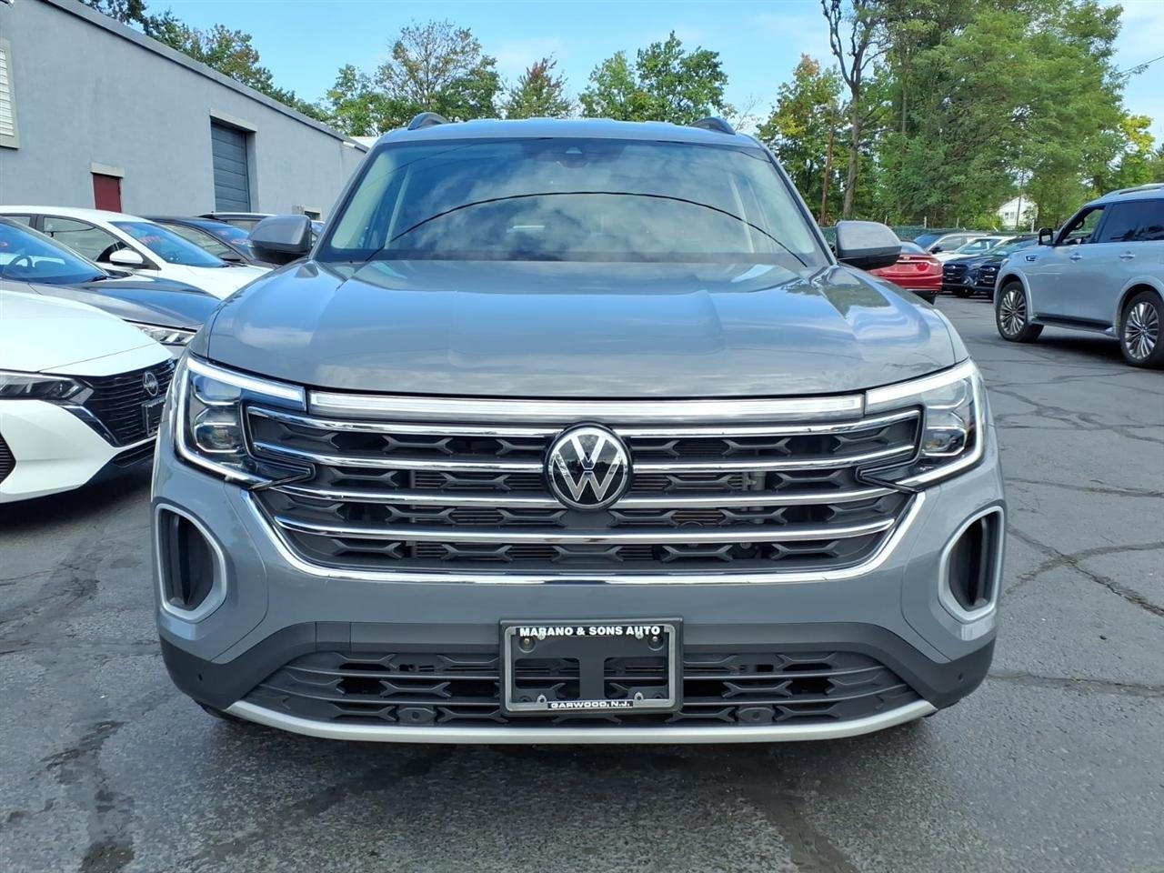 Volkswagen Atlas 2.0T SE w/Technology 4MOTION 2026