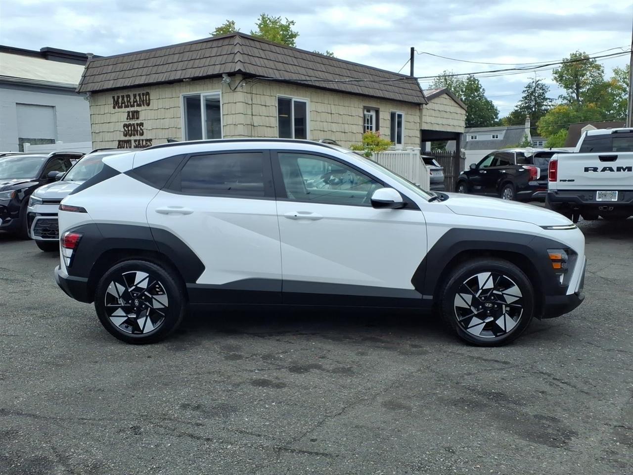 Hyundai Kona SEL FWD 2025