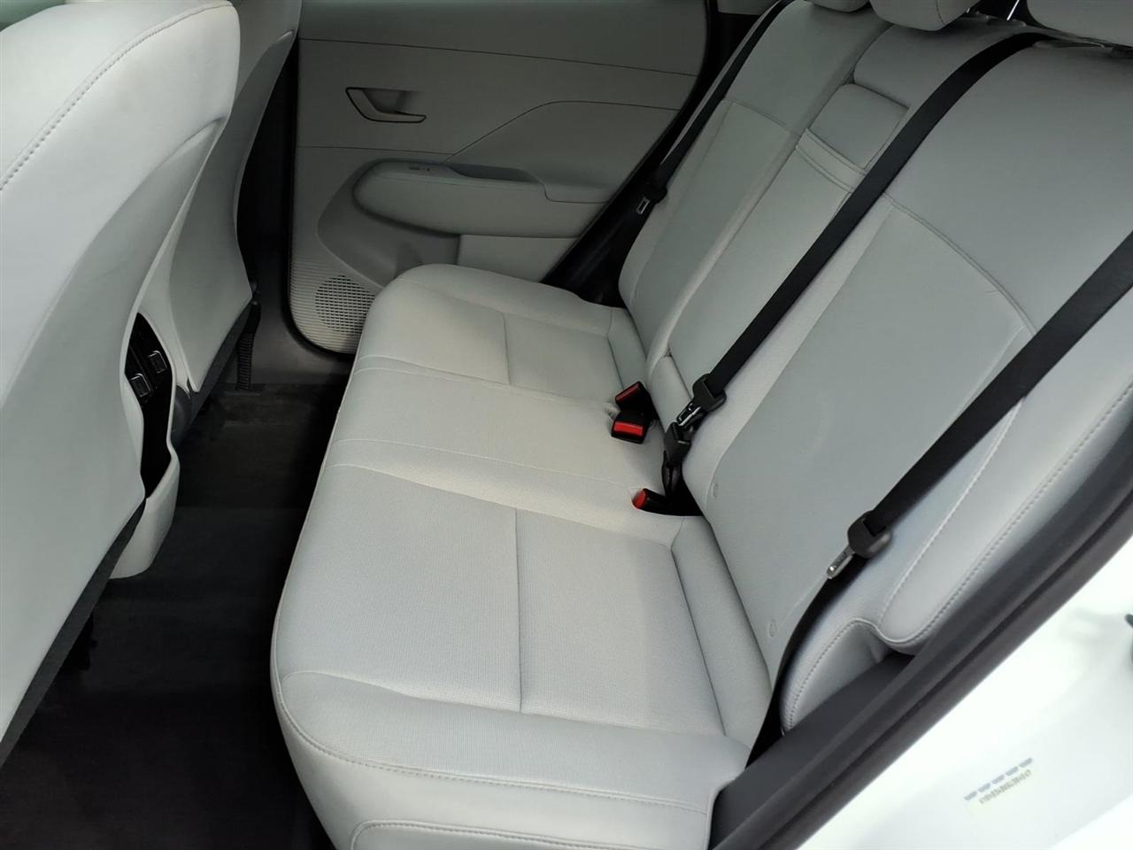Hyundai Kona SEL FWD 2025