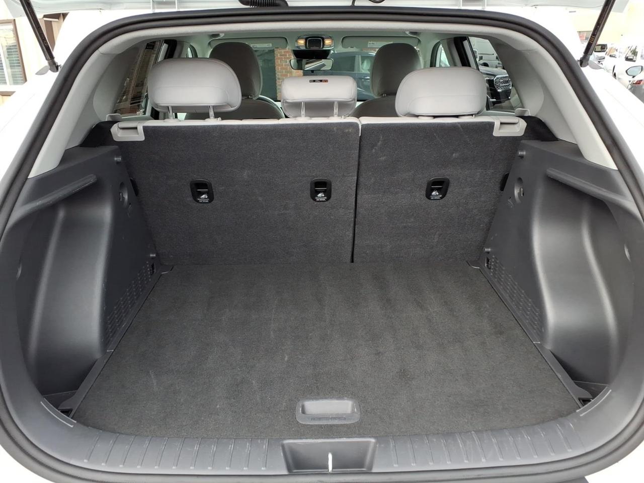 Hyundai Kona SEL FWD 2025