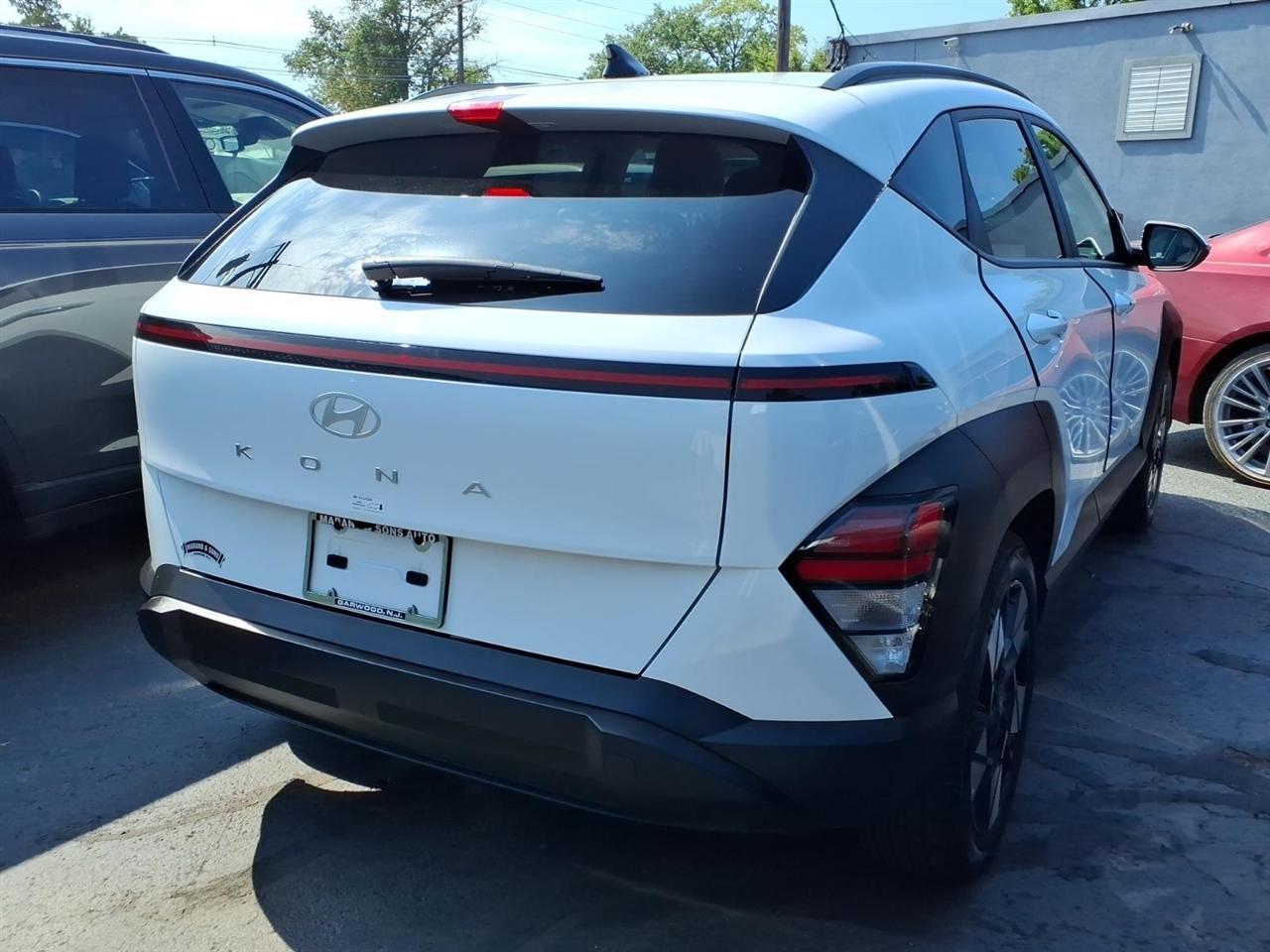 Hyundai Kona SEL FWD 2025