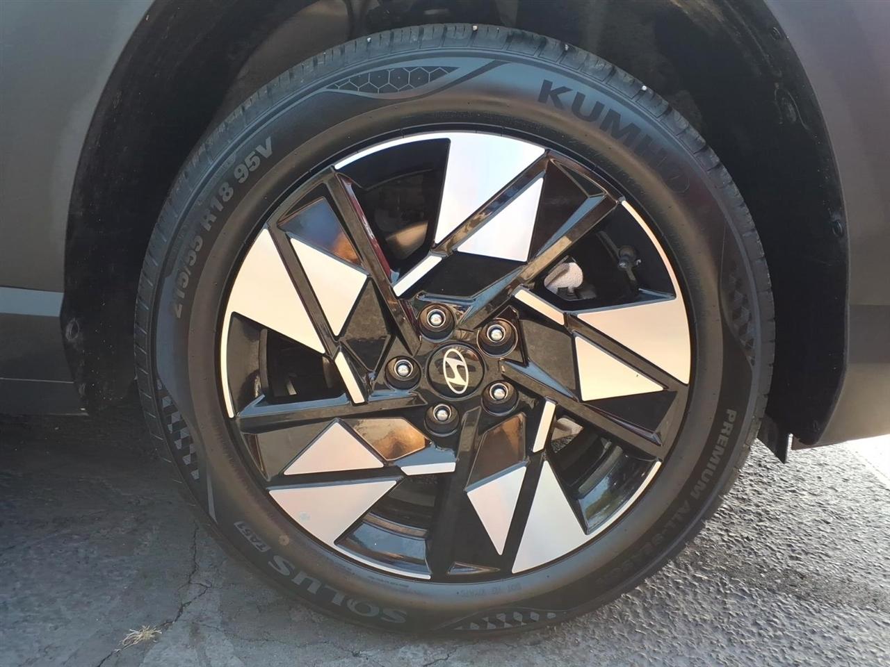 Hyundai Kona SEL FWD 2025