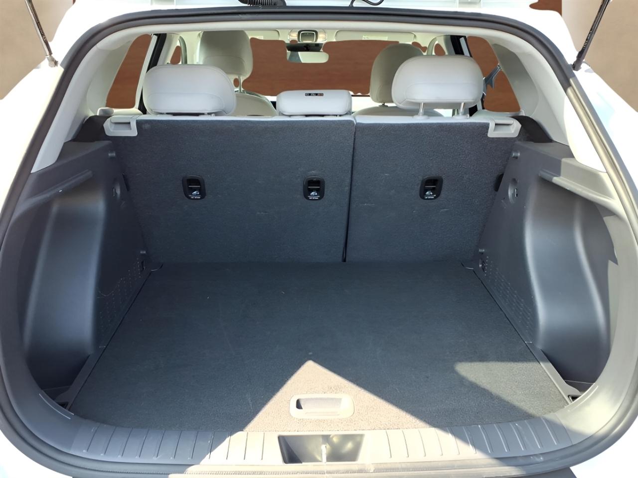 Hyundai Kona SEL FWD 2025