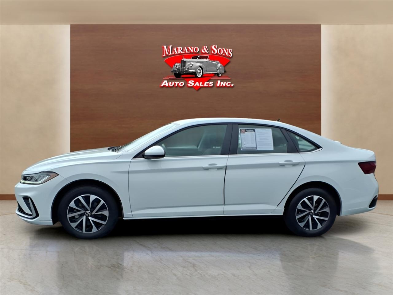 Volkswagen Jetta S Auto 2025