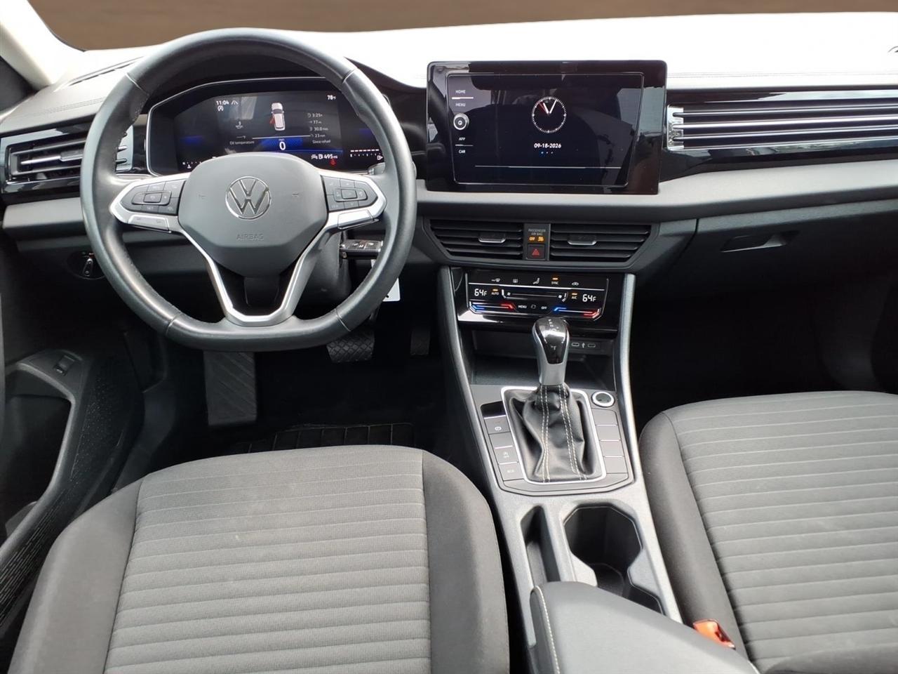 Volkswagen Jetta S Auto 2025