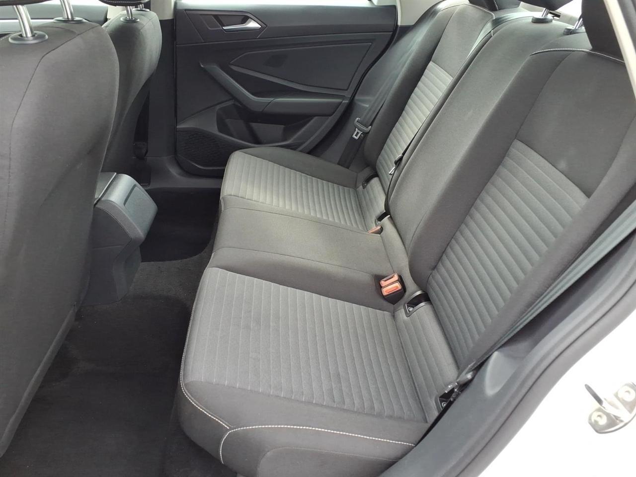 Volkswagen Jetta S Auto 2025