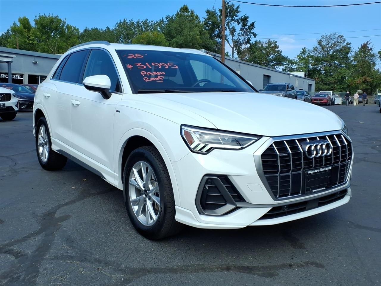 Audi Q3 S line Premium 45 TFSI quattro 2025