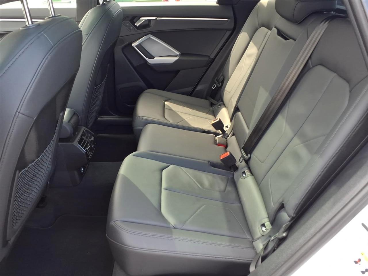 Audi Q3 S line Premium 45 TFSI quattro 2025