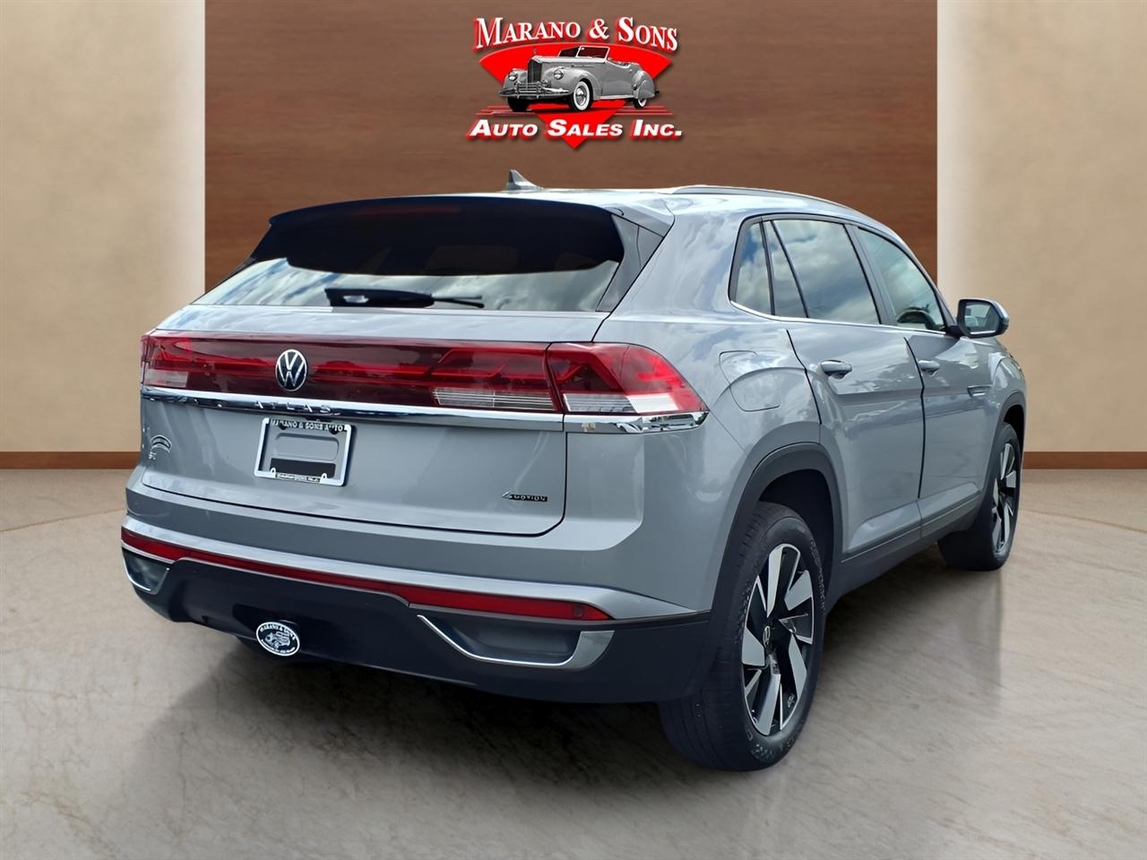 Volkswagen Atlas Cross Sport 2.0T SE w/Technology 4MOTION 2026