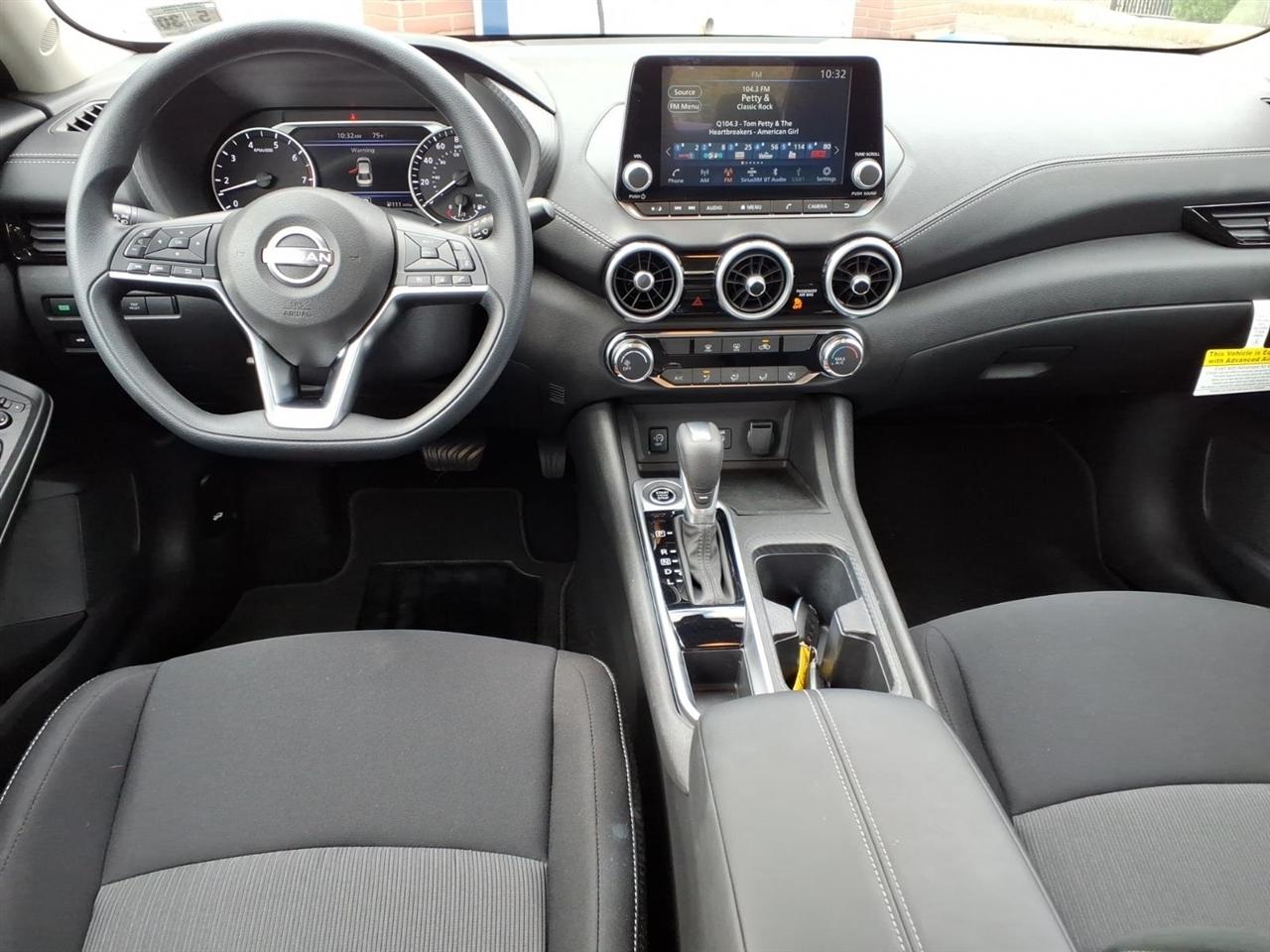 Nissan Sentra SV CVT 2025