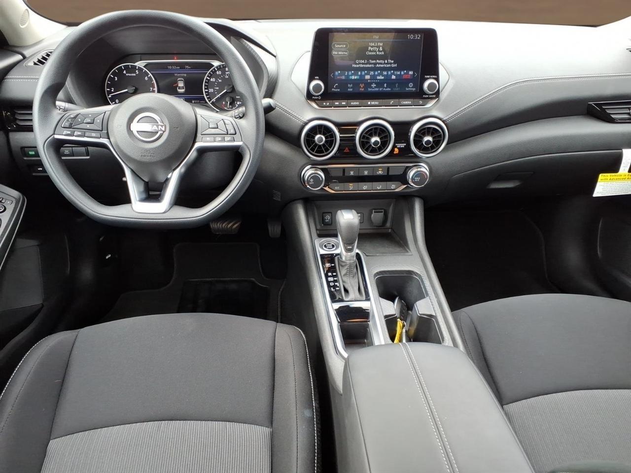 Nissan Sentra SV CVT 2025