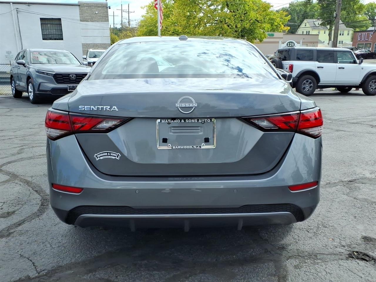 Nissan Sentra SV CVT 2025
