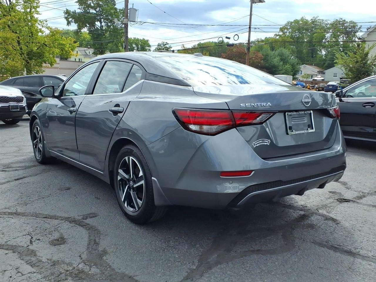 Nissan Sentra SV CVT 2025