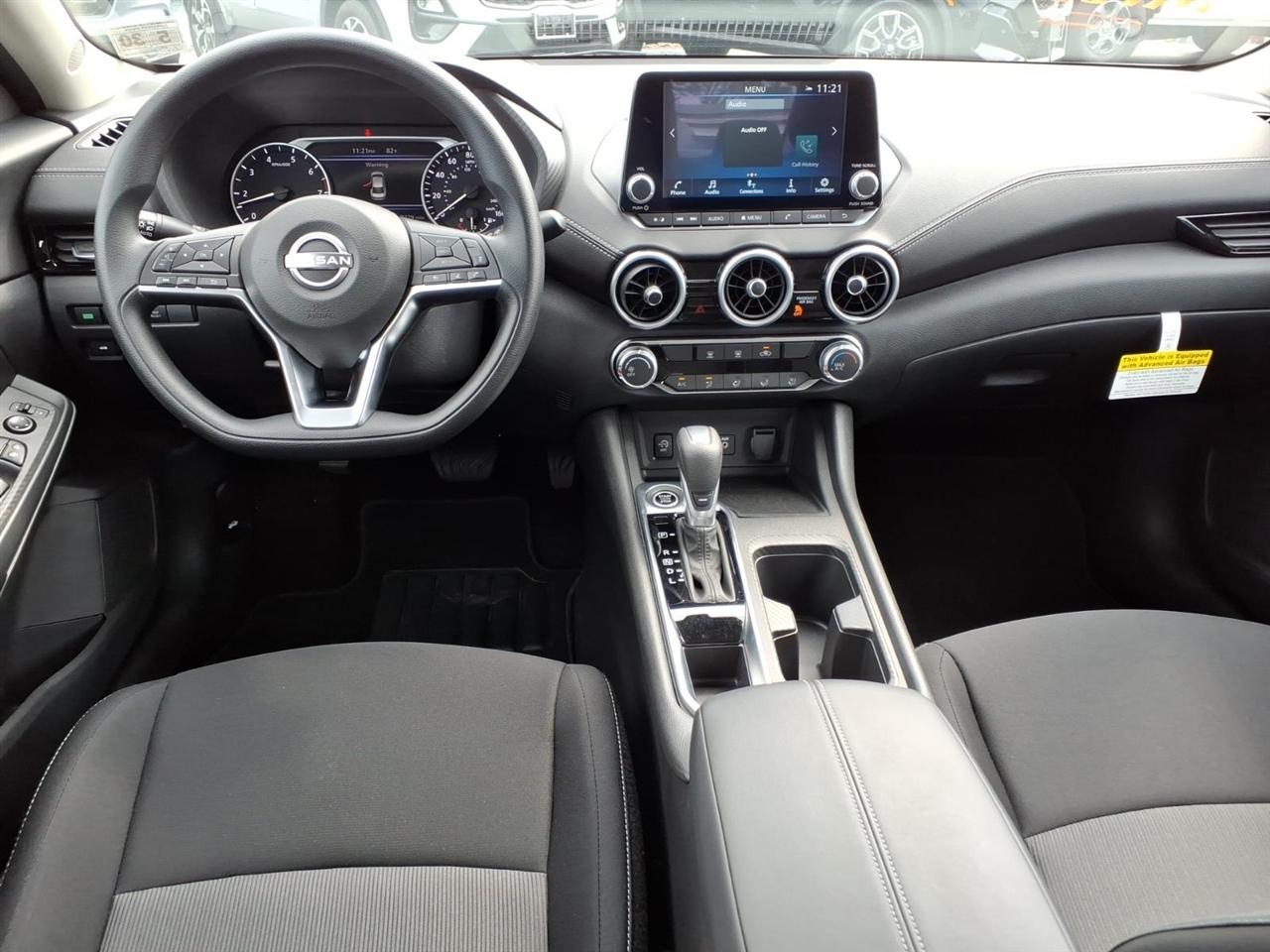 Nissan Sentra SV CVT 2025