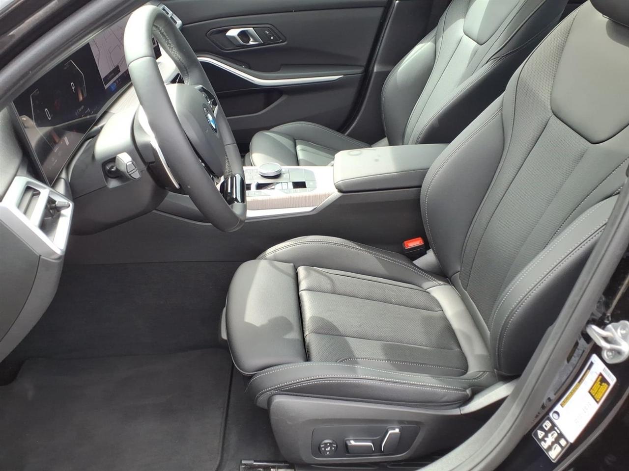 BMW 3 Series 330i NA xDrive Sedan 2026