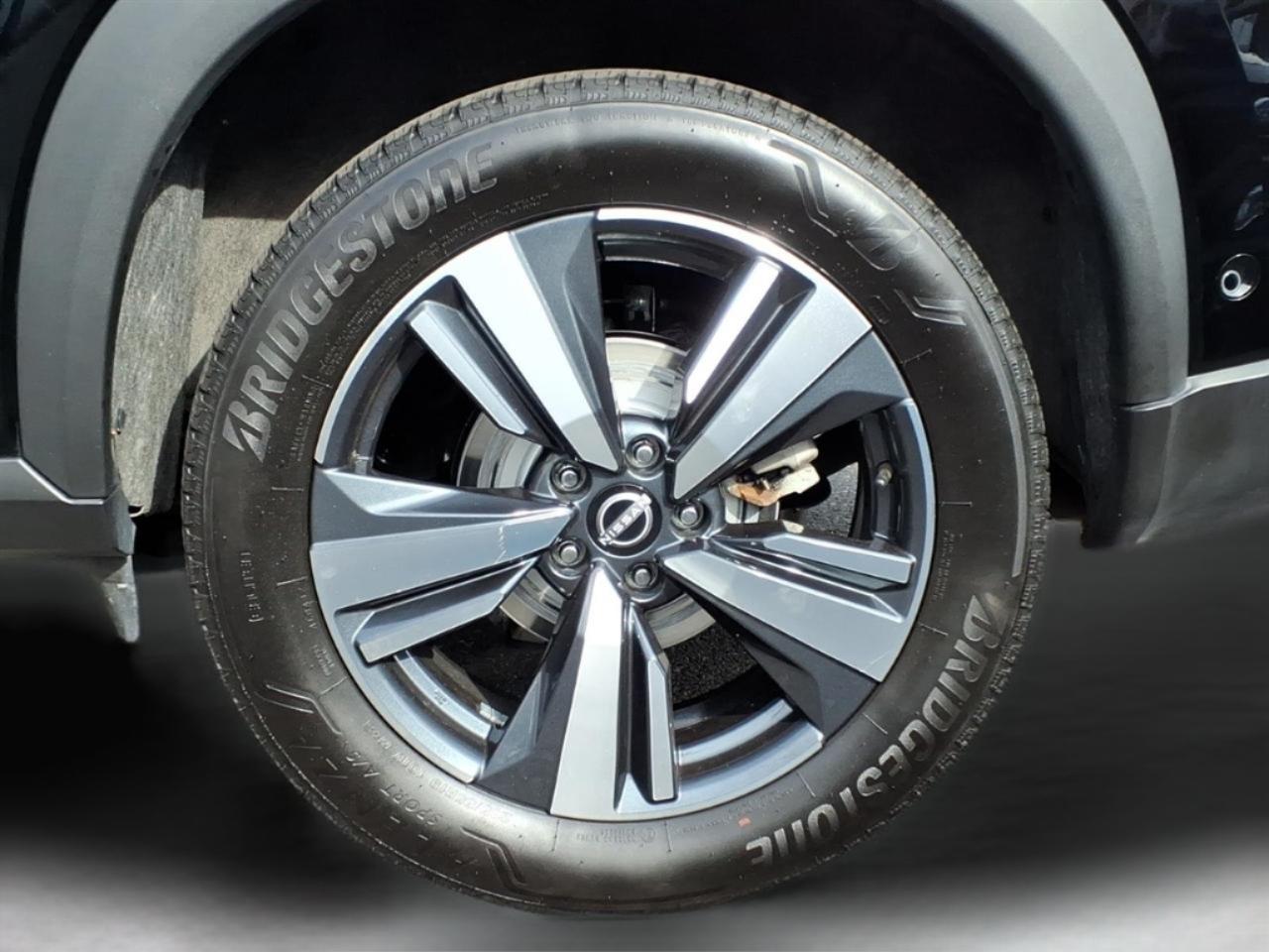 Nissan Rogue AWD SL *Ltd Avail* 2026