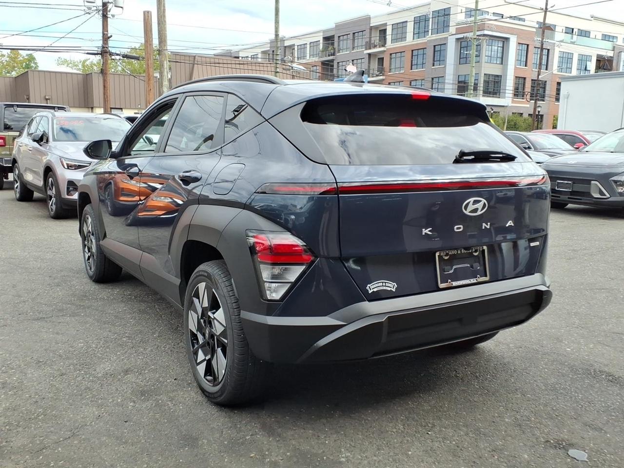 Hyundai Kona SEL AWD 2025