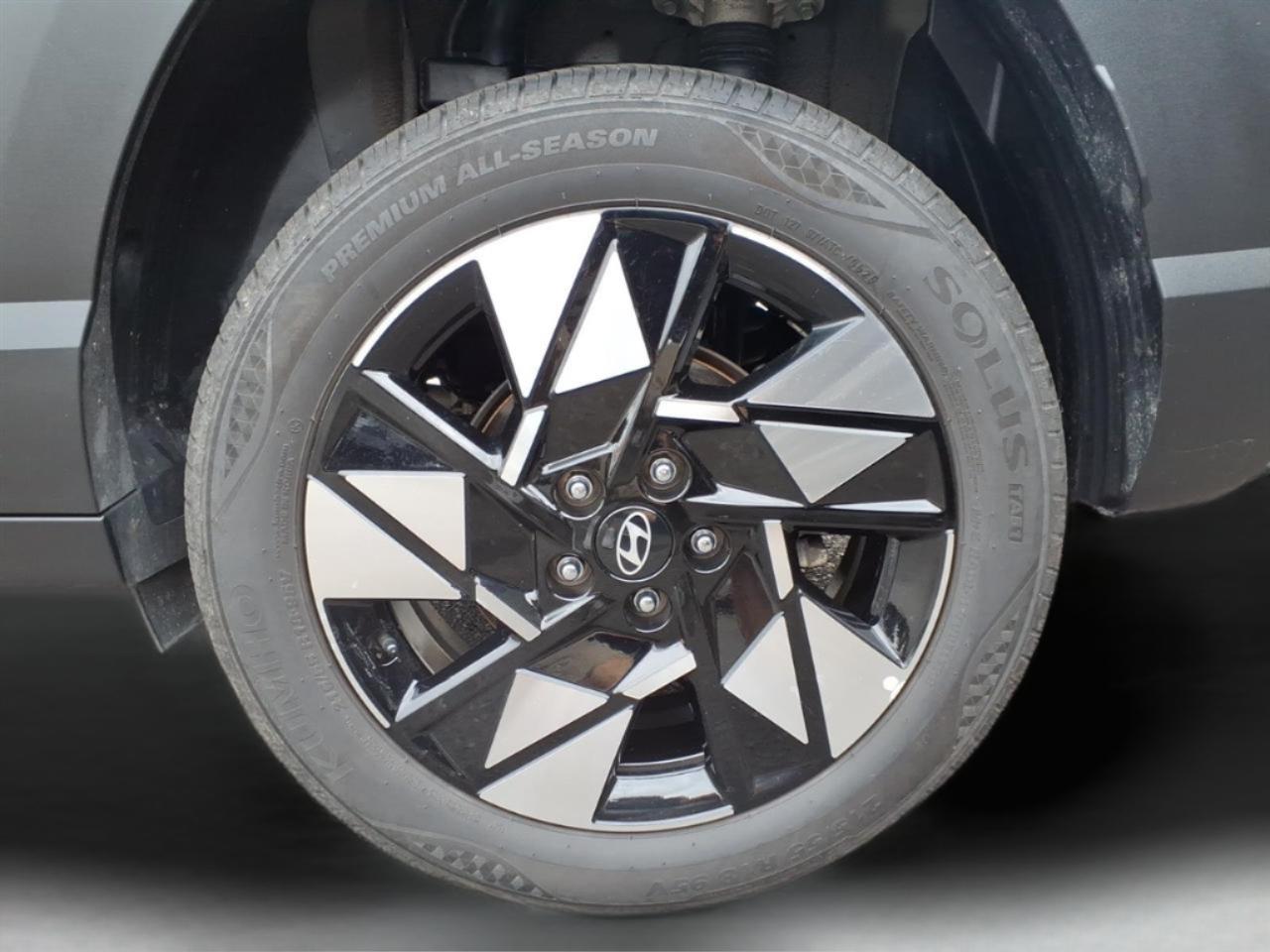 Hyundai Kona SEL AWD 2025