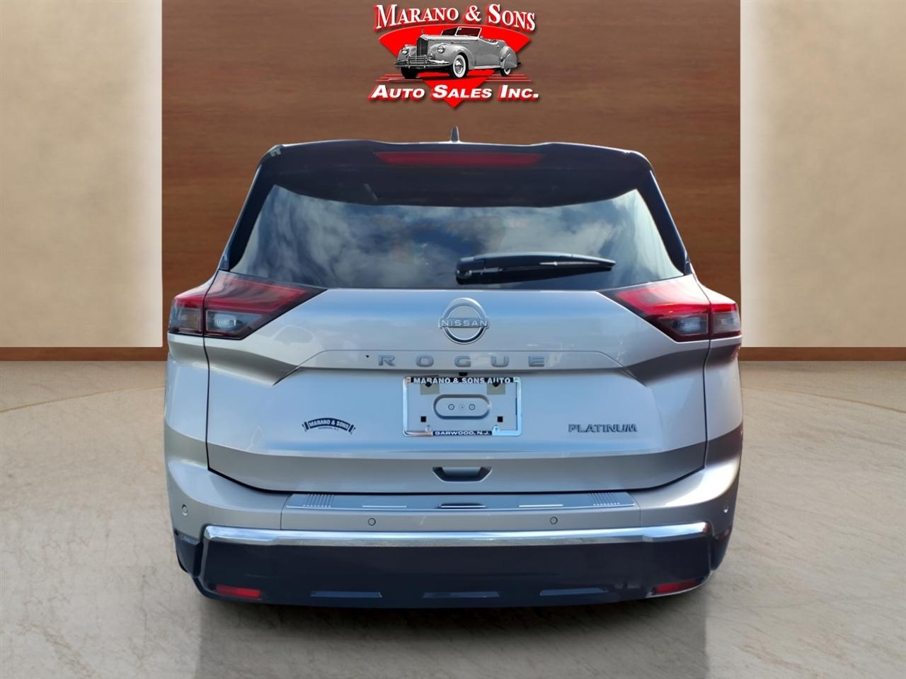 Nissan Rogue FWD Platinum 2024