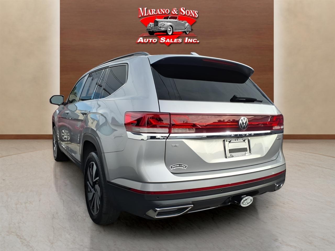 Volkswagen Atlas 2.0T SE w/Technology 4MOTION 2026