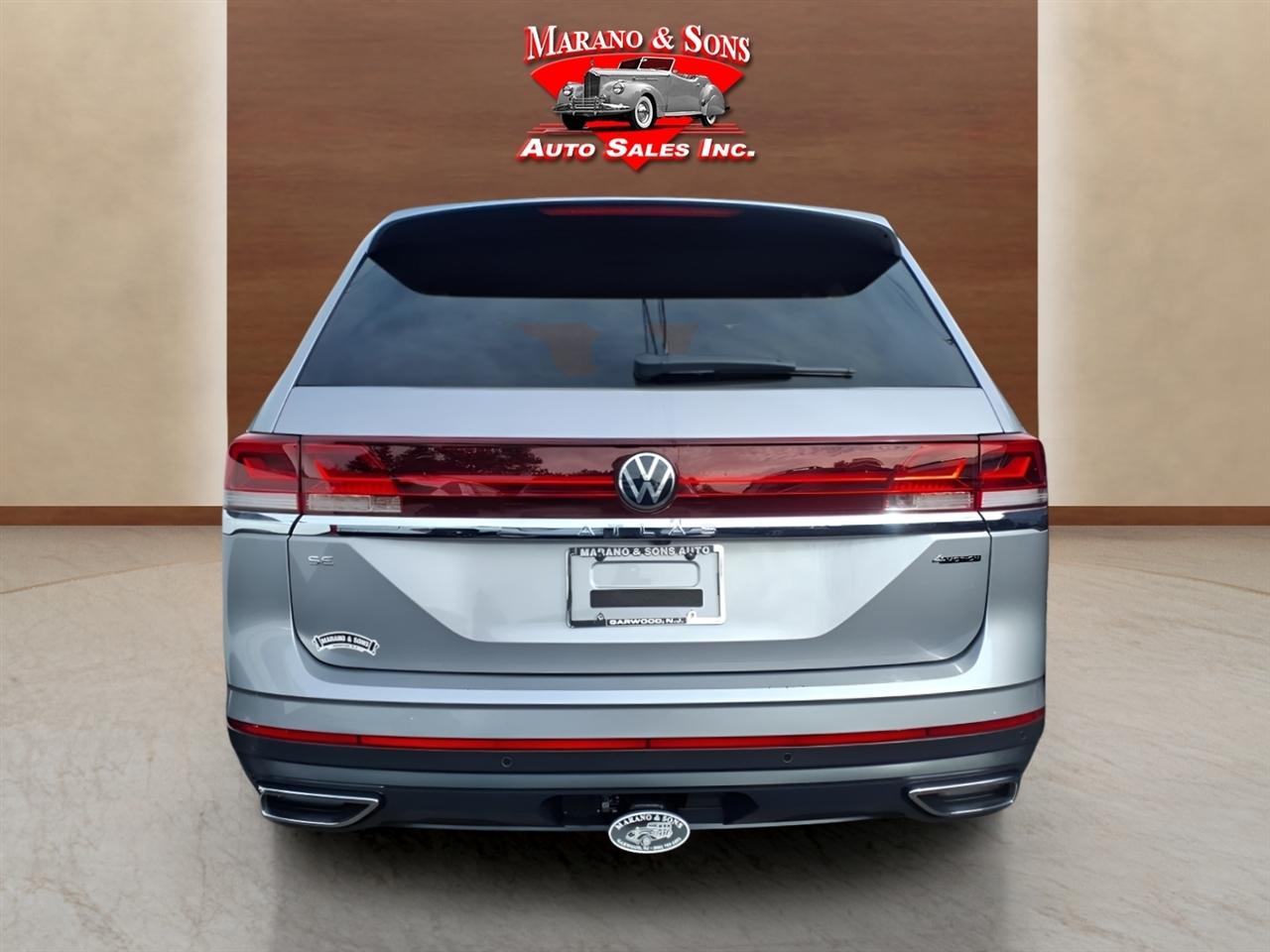 Volkswagen Atlas 2.0T SE w/Technology 4MOTION 2026