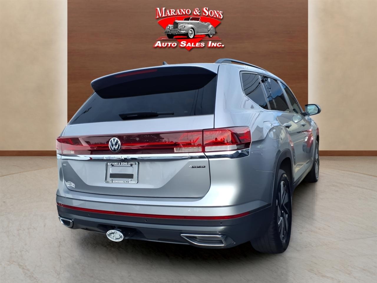 Volkswagen Atlas 2.0T SE w/Technology 4MOTION 2026