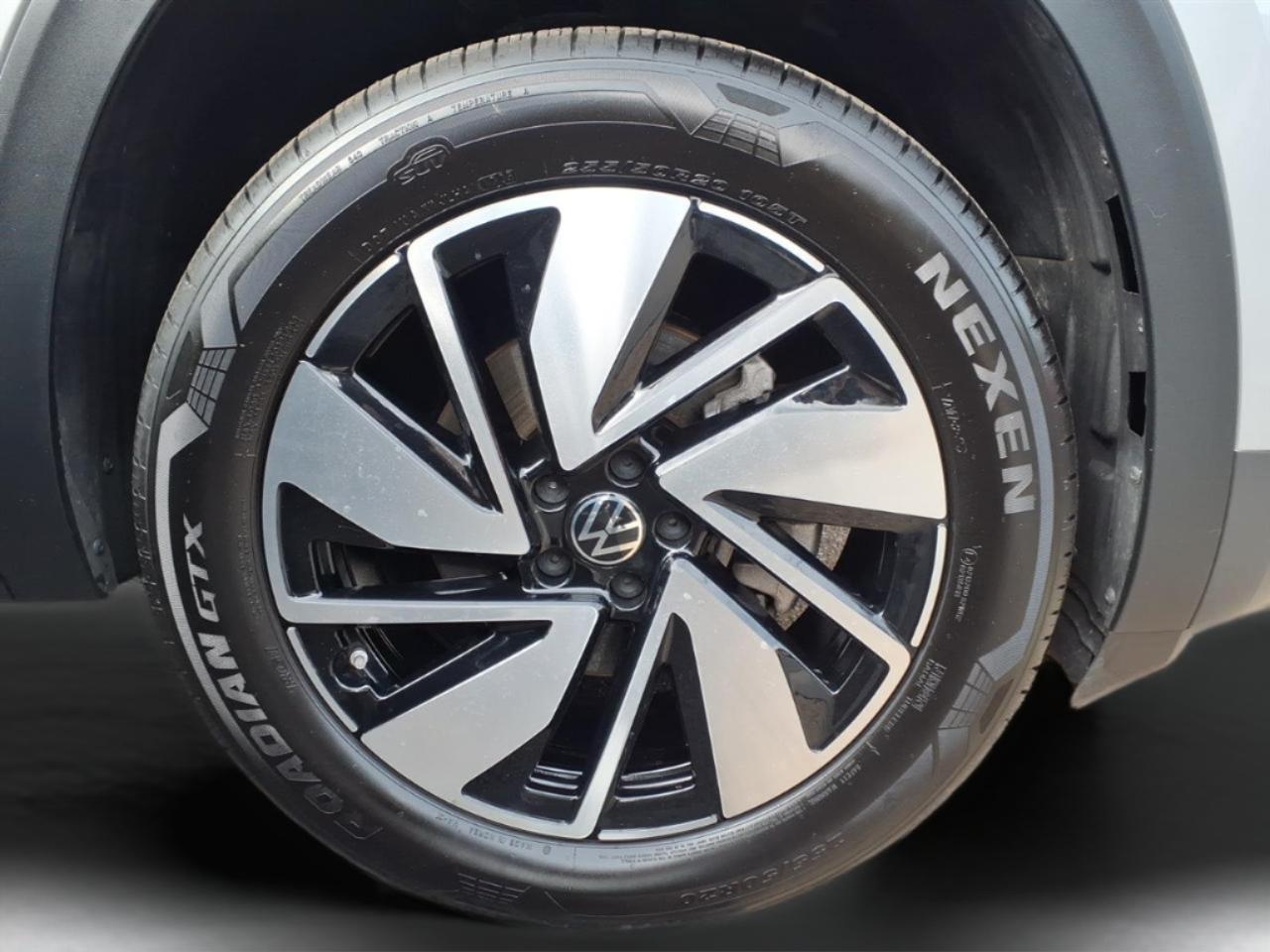 Volkswagen Atlas 2.0T SE w/Technology 4MOTION 2026