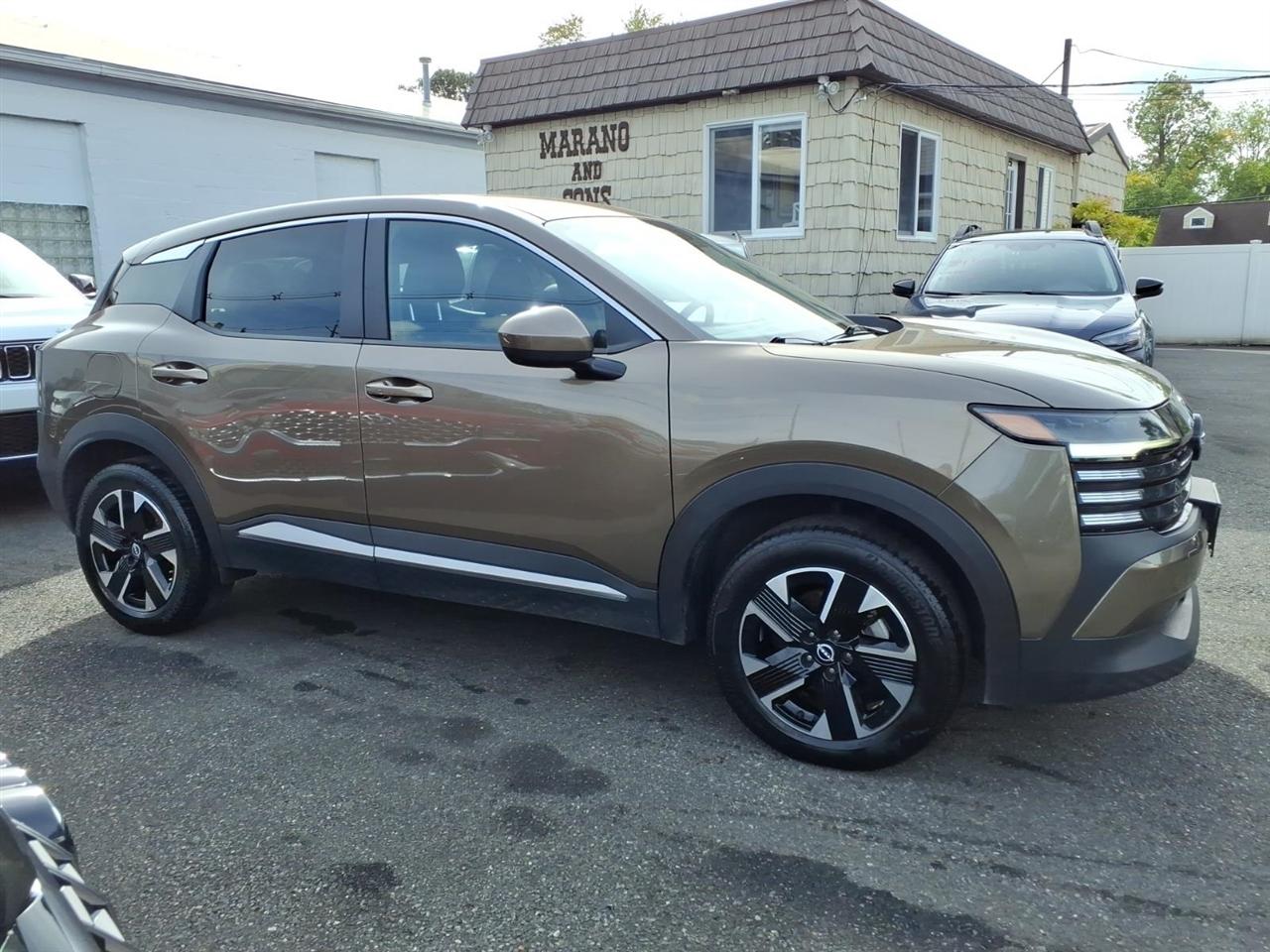 Nissan Kicks SV AWD 2025