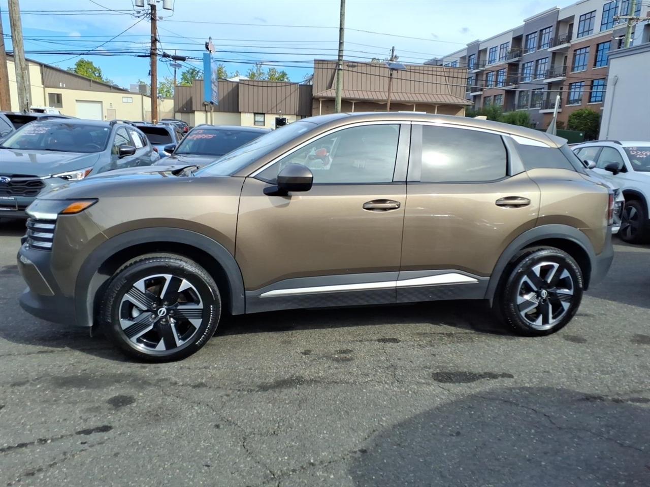 Nissan Kicks SV AWD 2025